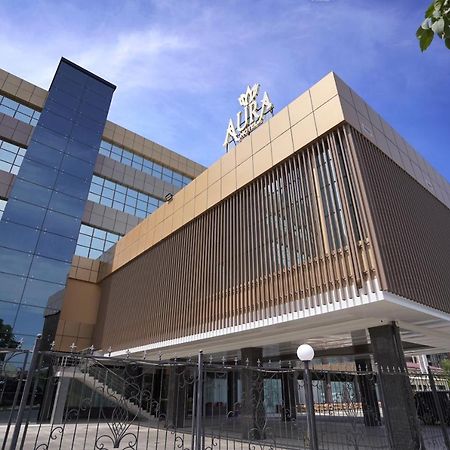 Aura Hotel Ташкент Экстерьер фото