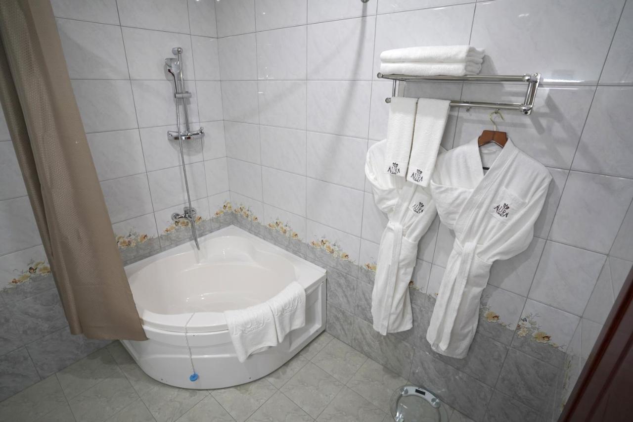 Aura Hotel Ташкент Экстерьер фото
