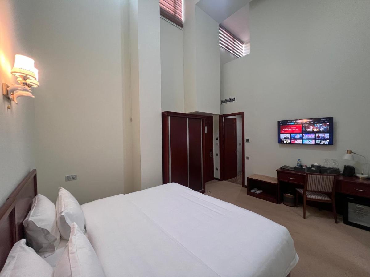 Aura Hotel Ташкент Экстерьер фото